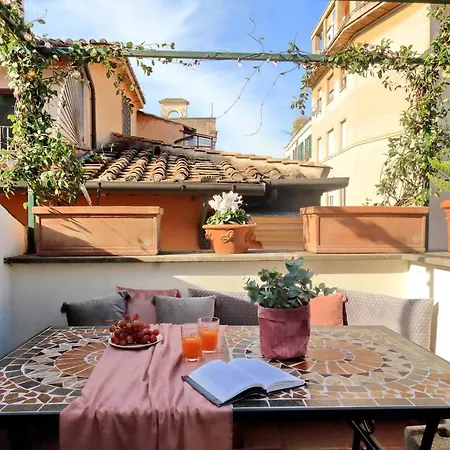 Apartment Campo De Fiori