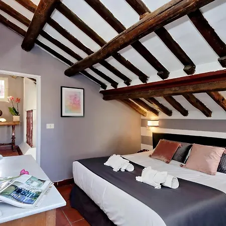 Campo De Fiori Apartment Rome
